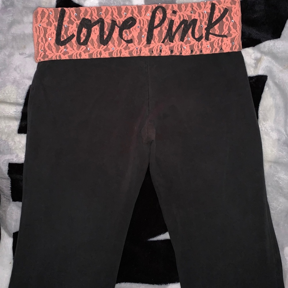 🛍3/$25🛍Victoria’s Secret Pink lace bling leggings